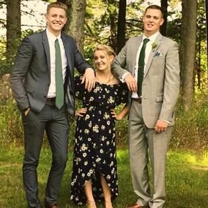 Meet your Posher, Emma